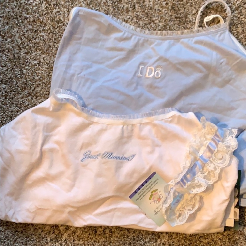 NWT bridal gift set